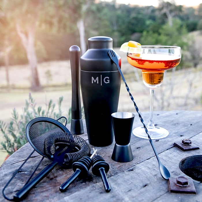 CHEERS TO DAD: 5 UNIQUELY PERSONALISED GIFTS