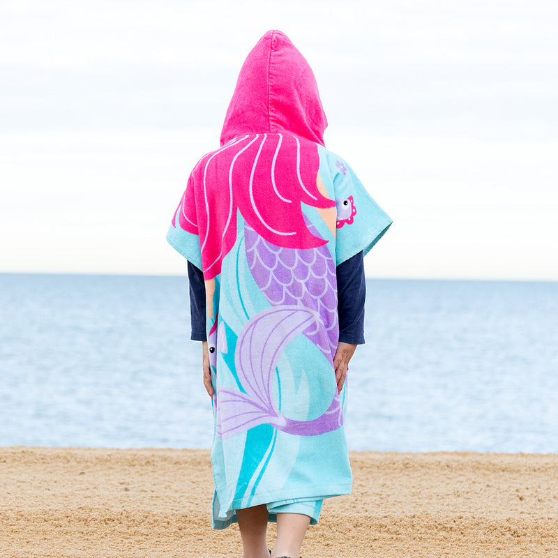 Girls mermaid suitcase with personalised name and free beach towel