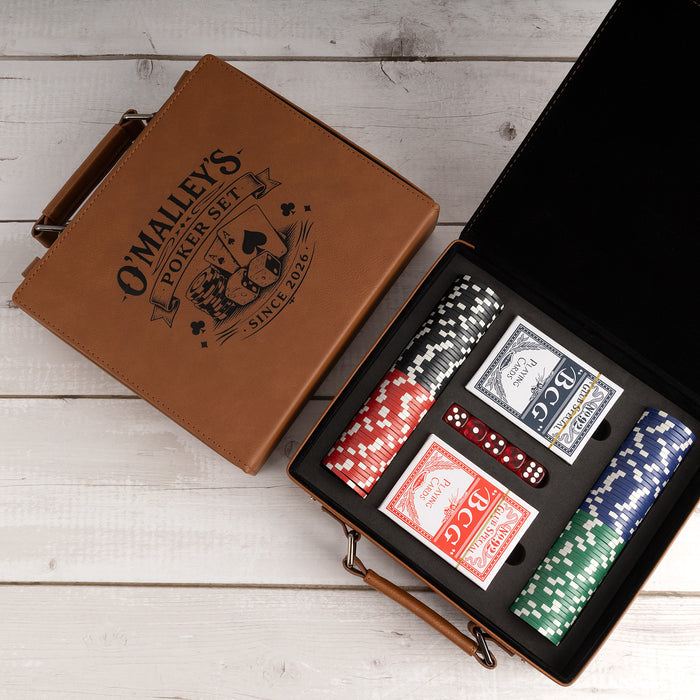 Poker gift set with personalised engraving, chips, card decks and dice