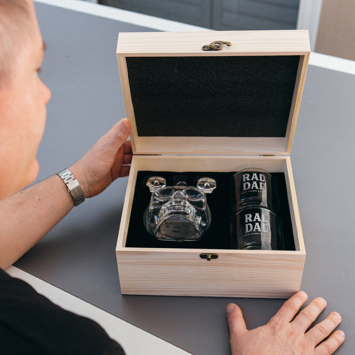 Unique gift for whiskey-loving dads with skull-shaped whiskey stones