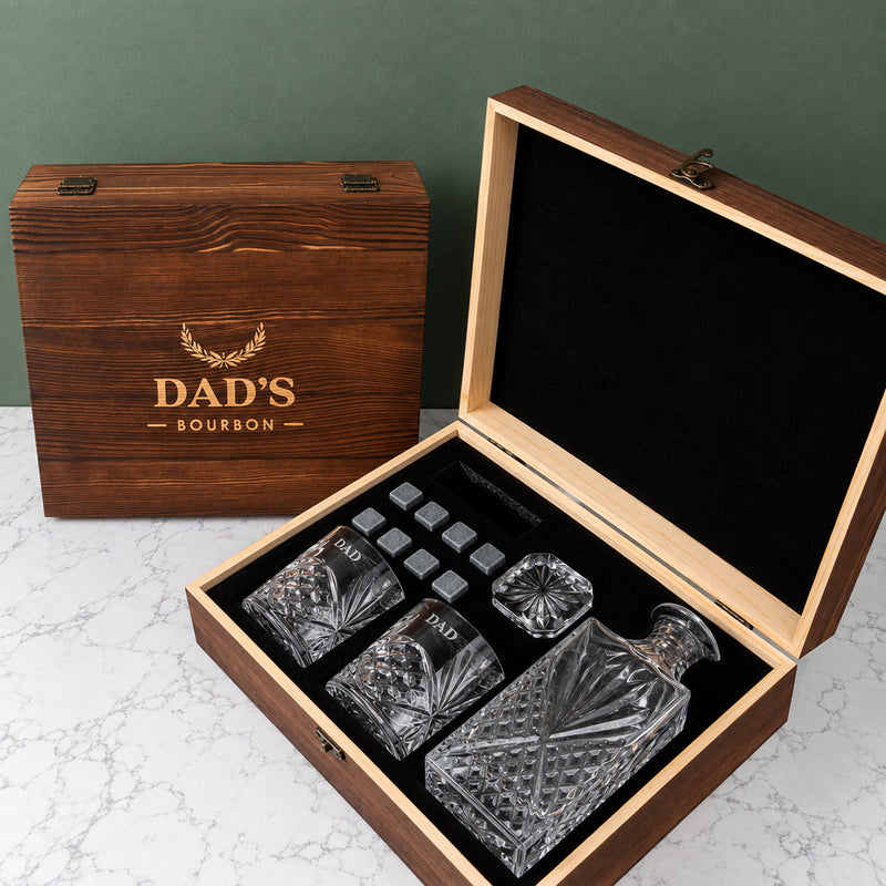 Personalised Father’s Day whiskey gift set with 870ml decanter, two engraved scotch glasses and reusable whiskey stones in a rustic wooden gift box.