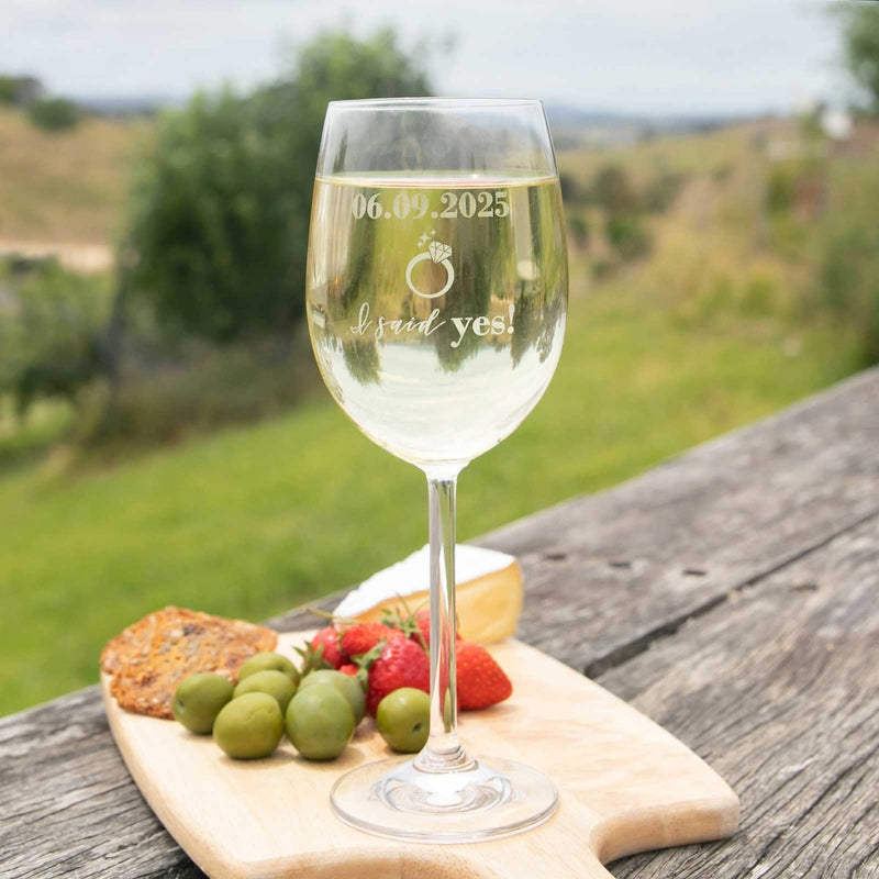 Personalised Engraved Bride & Groom to be Engagement Wine Glasses