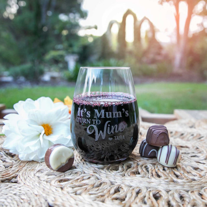 Personalised Engraved "It's Mum's Turn to Wine" Mother’s Day Stemless Wine Glass Present 