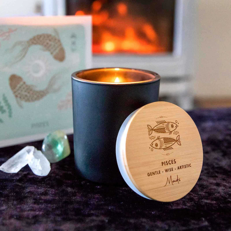 Birthday Customised Engraved Wooden Lid Zodiac Soy Black Candle with Wood Wick Pisces