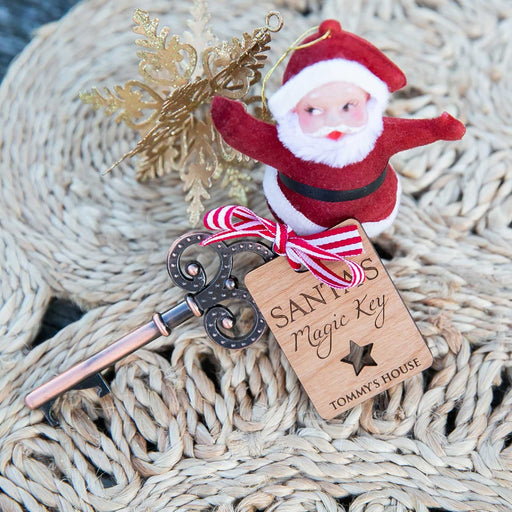 Personalised Santa's magic Key Bottle Opener and Engraved Wooden Christmas Tag Present