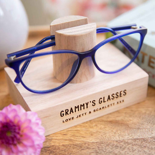 Personalised Engraved Wooden Mother's Day Reading Glasses Holder Present